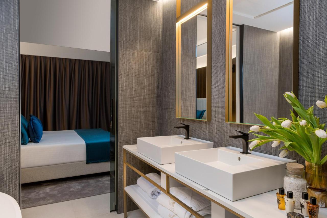 We Me Suite Hotel ริชโชเน ภายนอก รูปภาพ