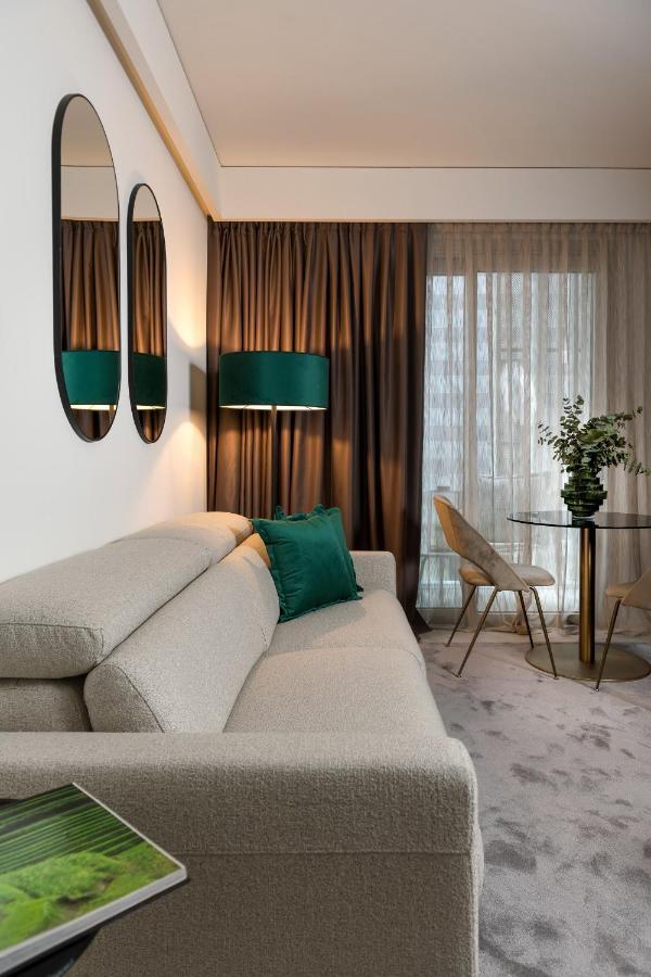 We Me Suite Hotel ริชโชเน ภายนอก รูปภาพ