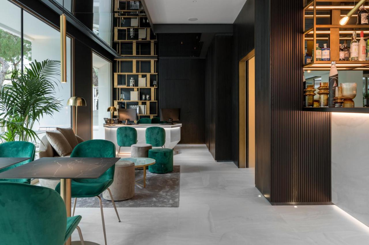 We Me Suite Hotel ริชโชเน ภายนอก รูปภาพ